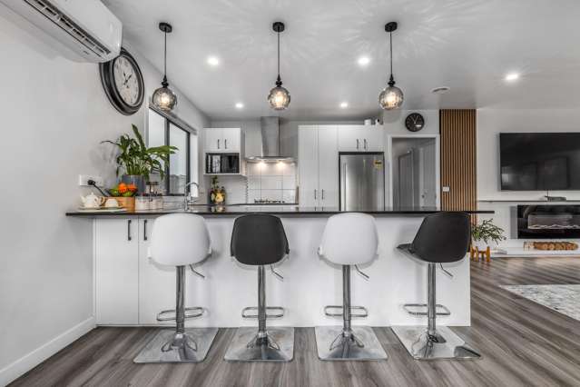 41 Karearea Avenue Porirua_1