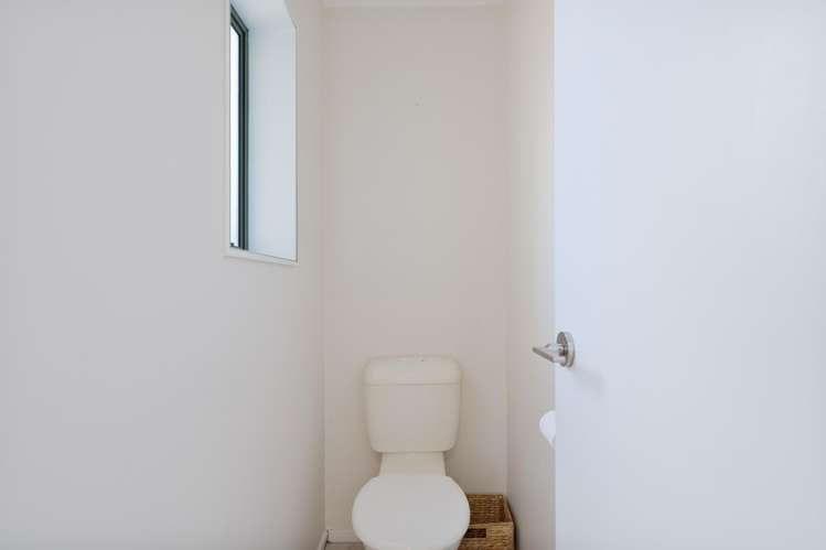 33 Woodford Avenue Henderson_31