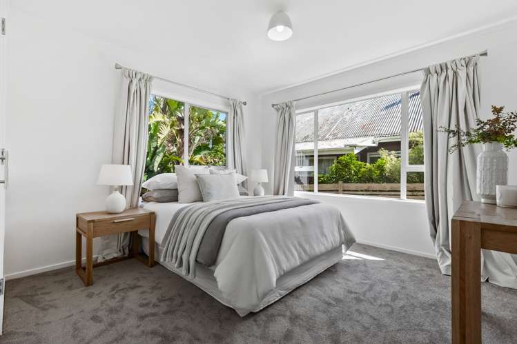 2/25 Lucinda Place Glen Eden_8