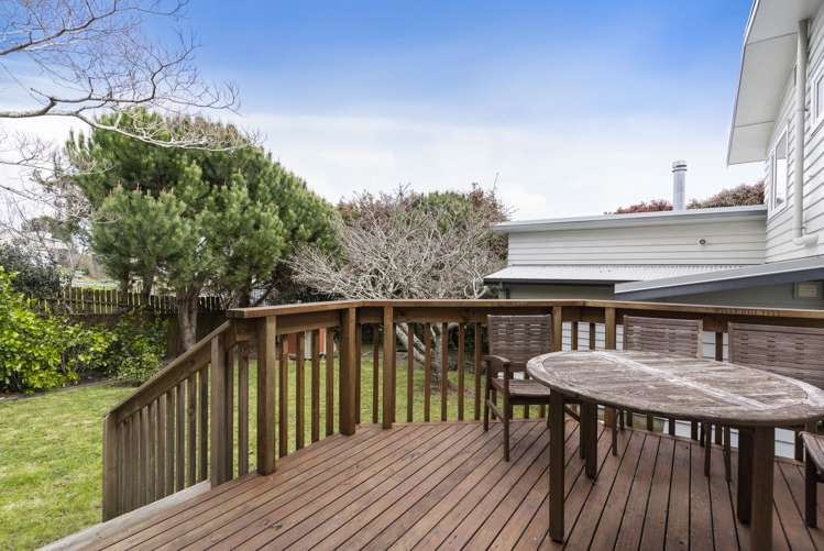 22 Gwenand Place Botany Downs_15