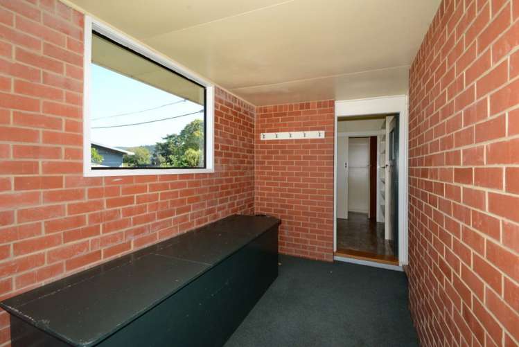 6 Melrose Street Roslyn_17