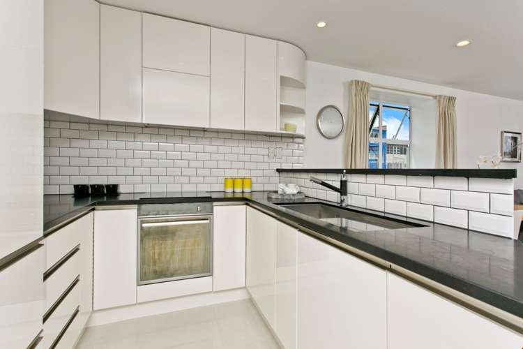 2a/68 Mokoia Road Birkenhead_6