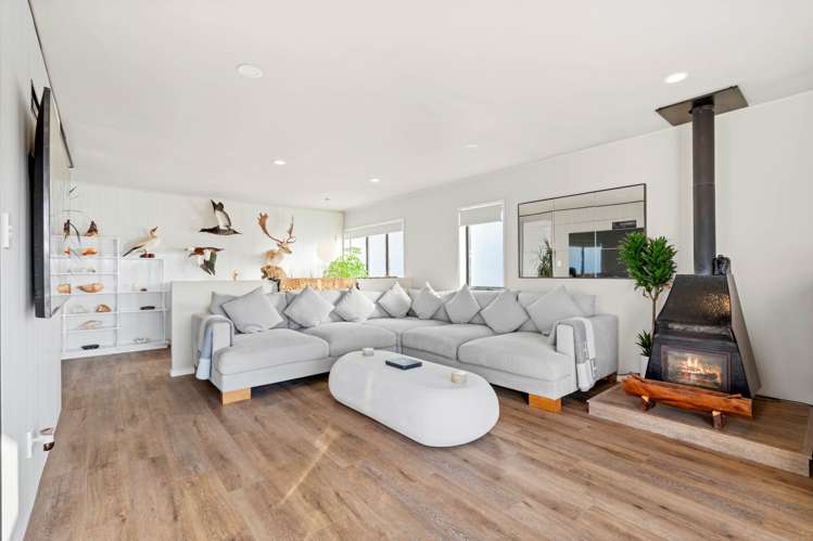 3 Elgin Place Red Beach_5