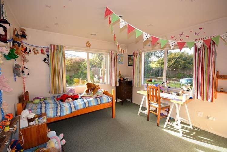 6 Marewa Place Waikanae Beach_16