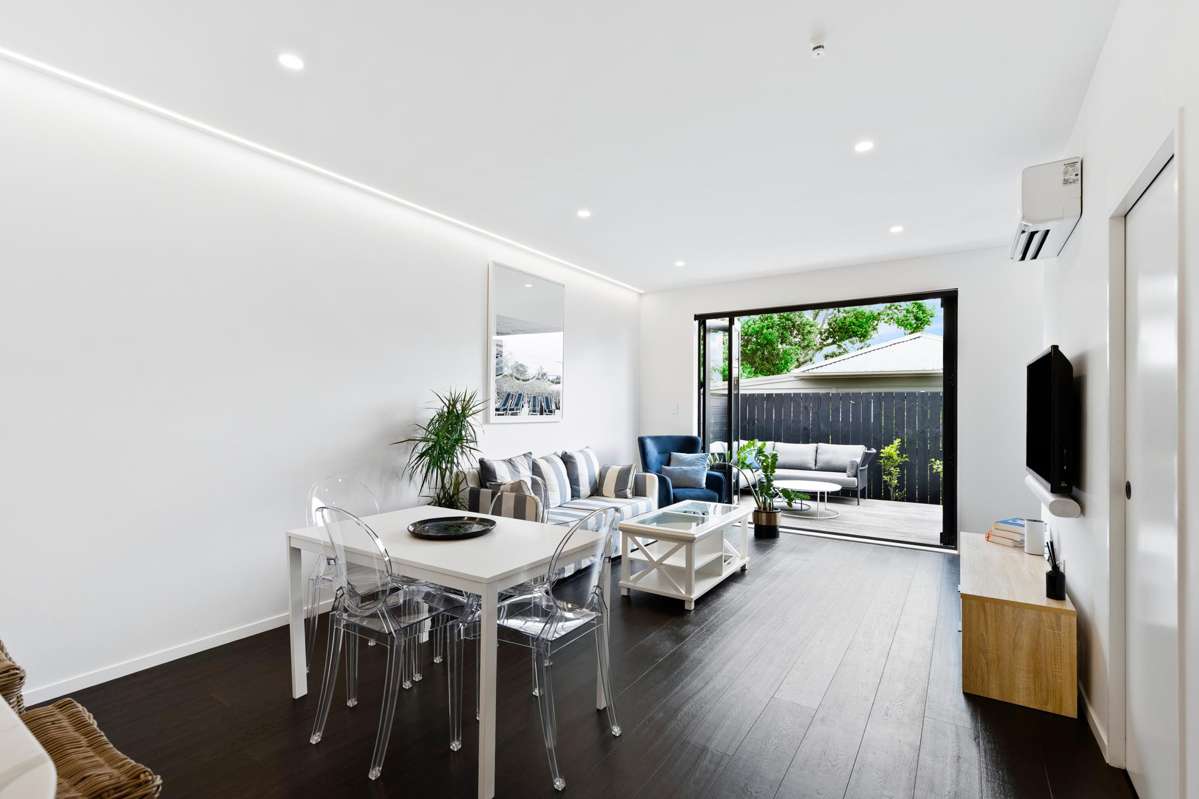 18B St Michaels Avenue_2