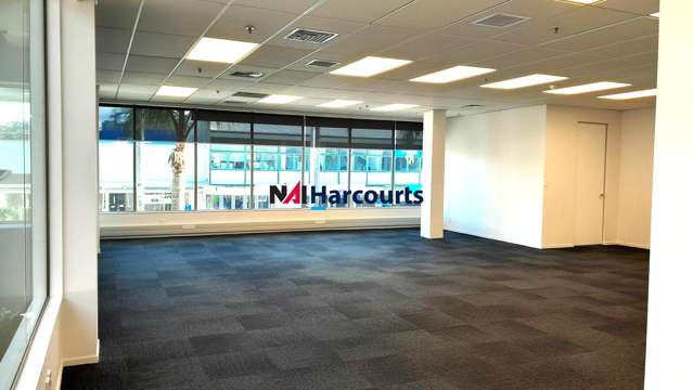 L1 Office 3/61 Hurstmere Road Takapuna_3