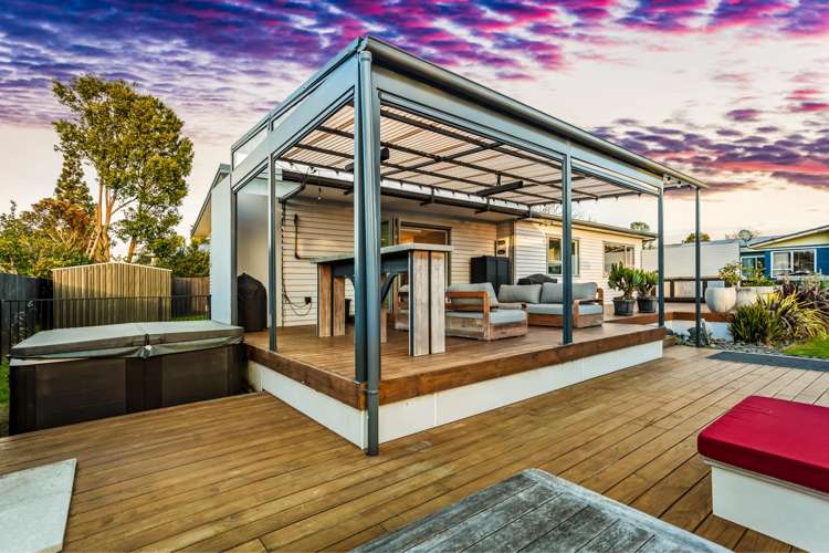 31 Cambridge Road Riverhead_14