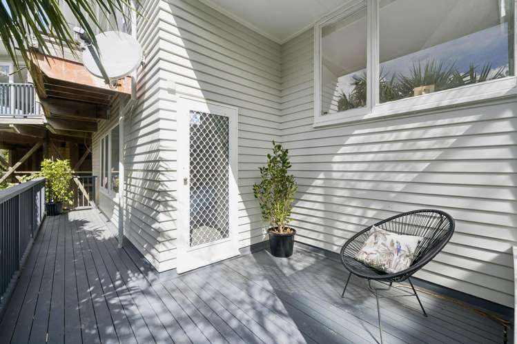 113 Messines Road Karori Central_25