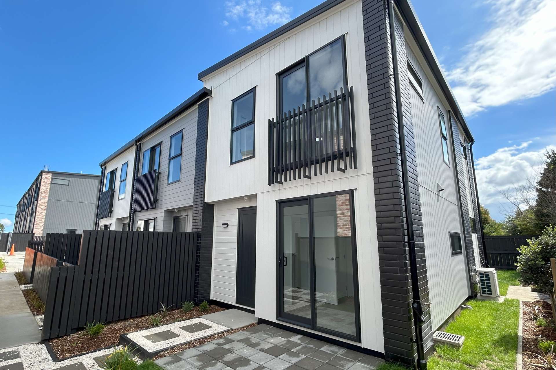 12/492-494 Richardson Road Mt Roskill_0