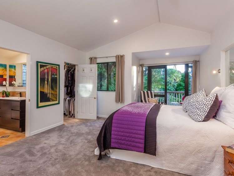 176 Laingholm Drive Titirangi_9