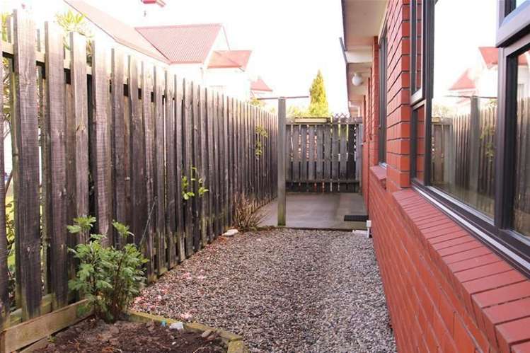 4b Crombie Street Gore_14