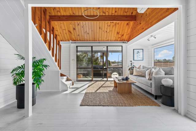 2/7 Fernbird Place Massey_3