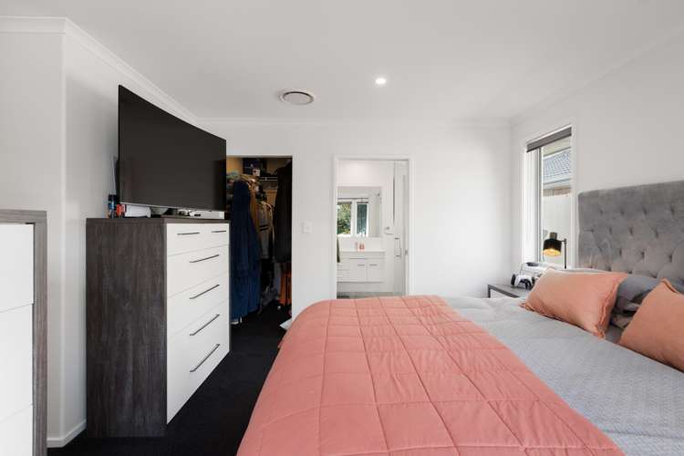 2 Gleneagles Drive Aongatete_14