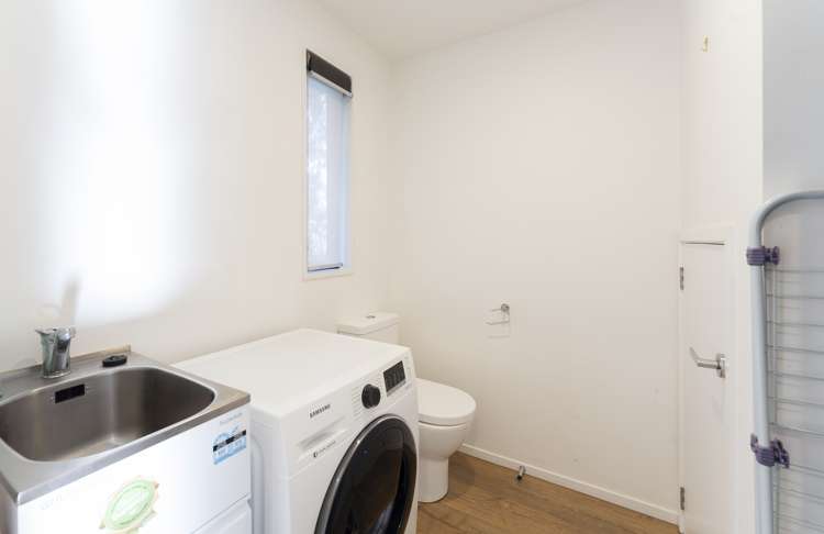 3/27 Cornwall Street Saint Albans_14