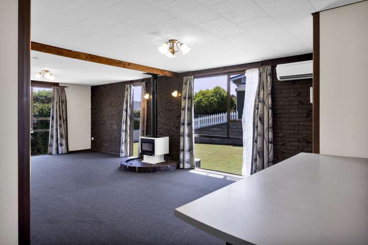 7 Lindaver Grove Merrilands_23