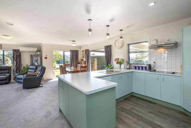 4 Endelave Way Carterton_1