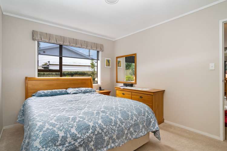 12 Tui Street Point Chevalier_11