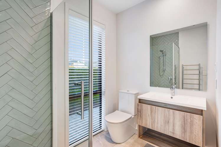 14 Kotuitui Drive Orewa_7