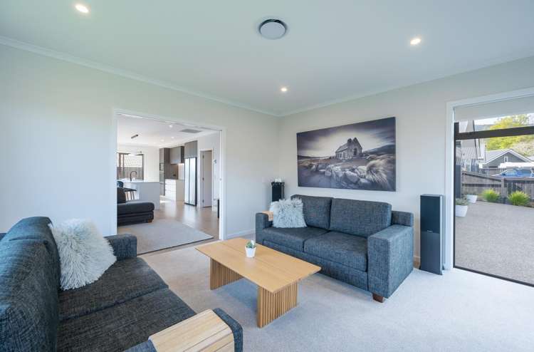 6 Blackbarn Close Richmond_14