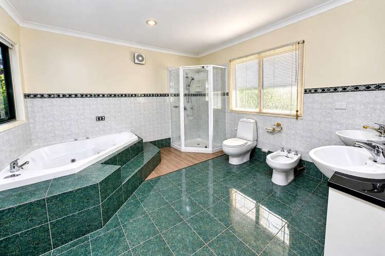 125 Onetaunga Road_5