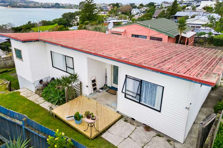 23 Melandra Road Stanmore Bay_14