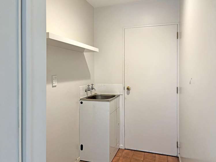 122A Ashley Street 11353_8