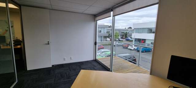 6E Sir William Pickering Drive Burnside_2