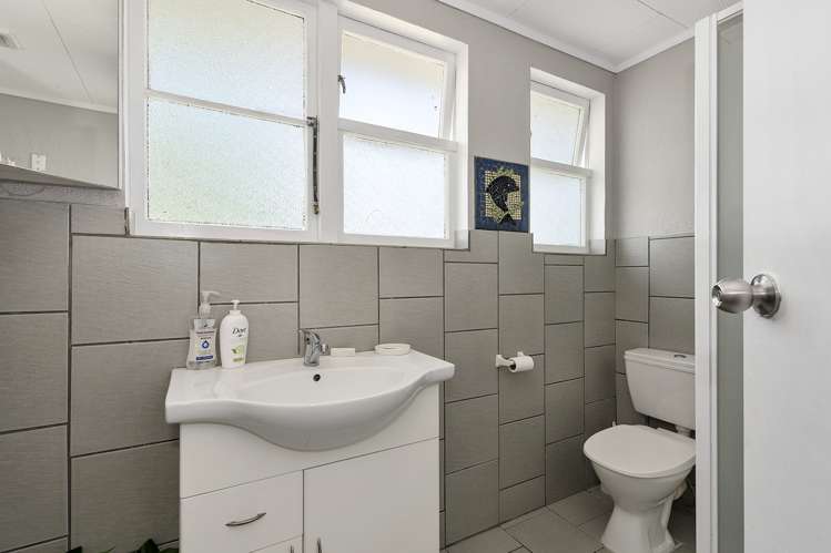 51 Kenney Crescent Fairfield_14