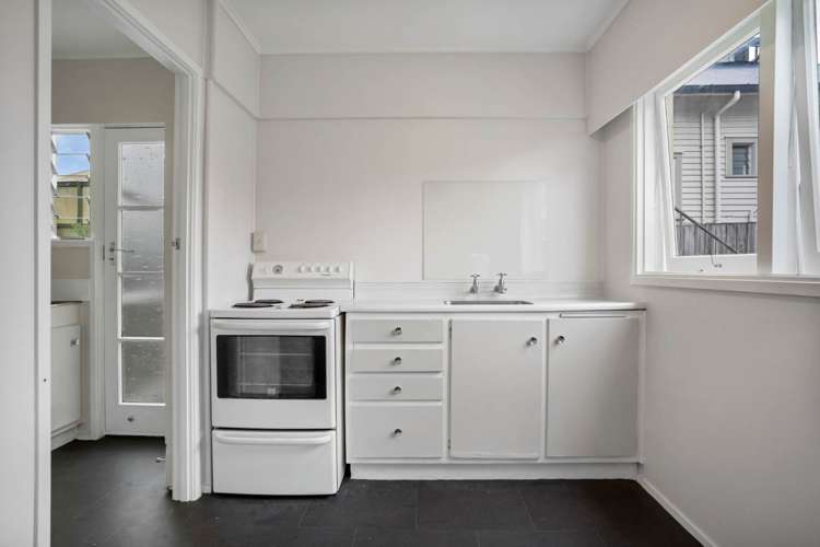 1/31 Ewen Alison Avenue Devonport_6