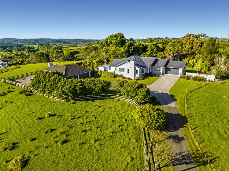 746 Ridge Road Riverhead_15