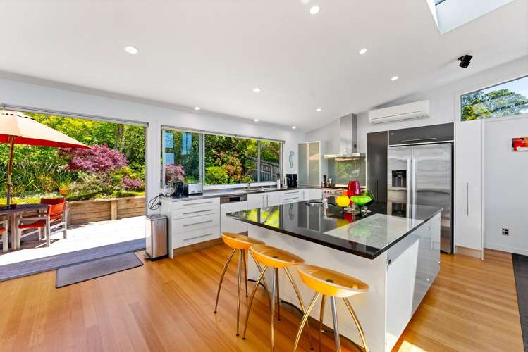 72 Duncansby Road Stanmore Bay_12