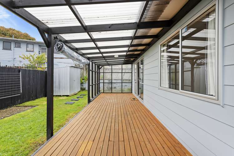 2/152 Rathgar Road Henderson_5