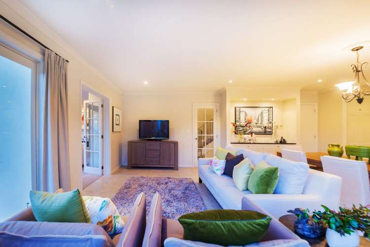 17 Kenley Heights Flat Bush_23