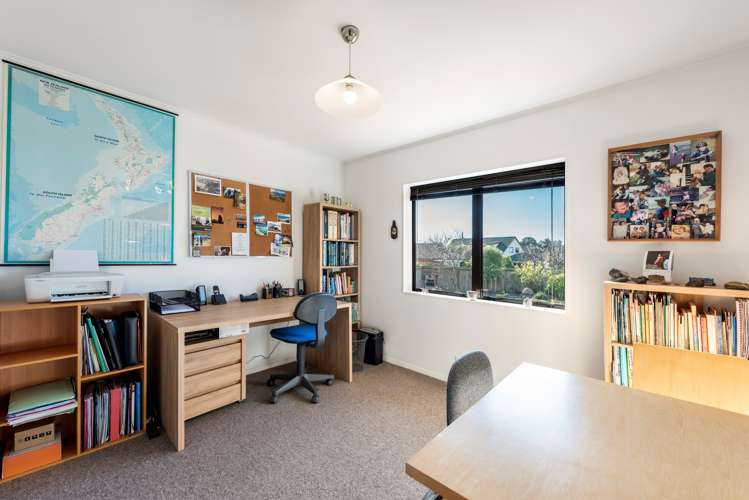 4 Squire Way Richmond_15