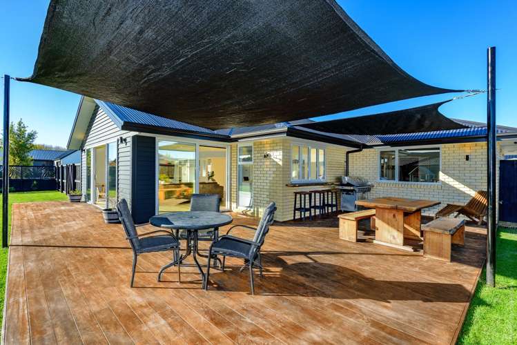 74 Oaks Drive Lincoln_11