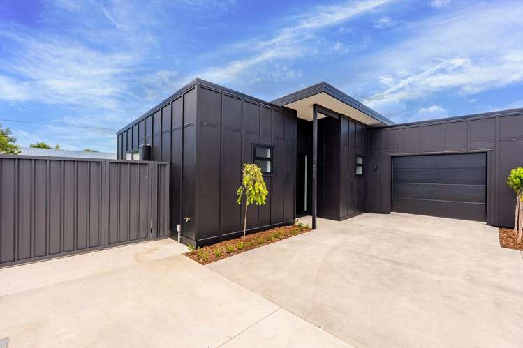 927B Nelson Street North (rear townhouse) Mahora_14