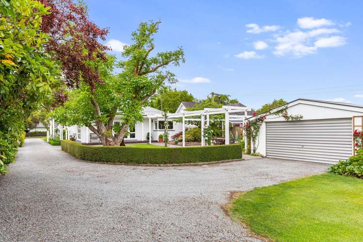 76 & 76A Fisher Avenue Beckenham_40