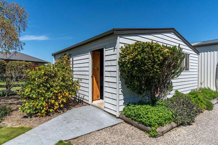 99 Lincoln Road Carterton_27