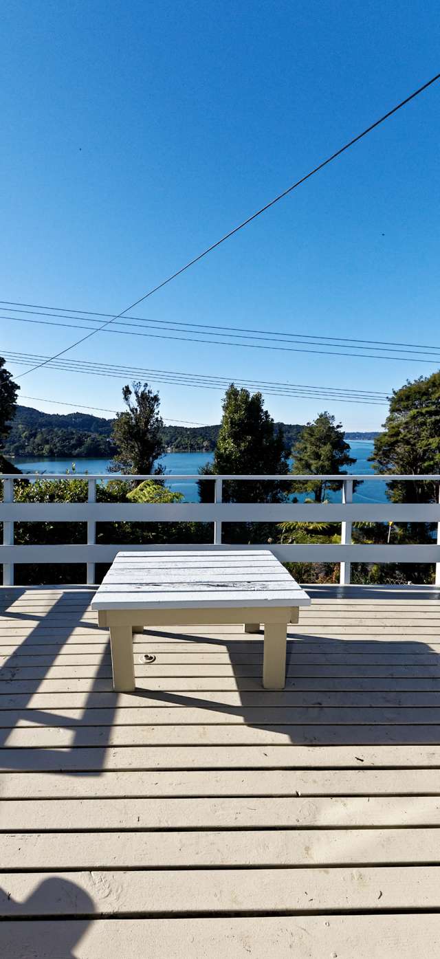 1272 Huia Road Huia_4