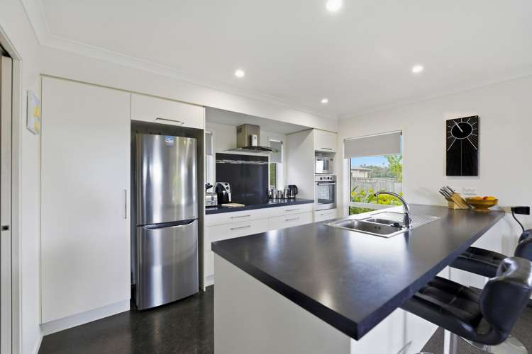 66 Waterside Drive_5