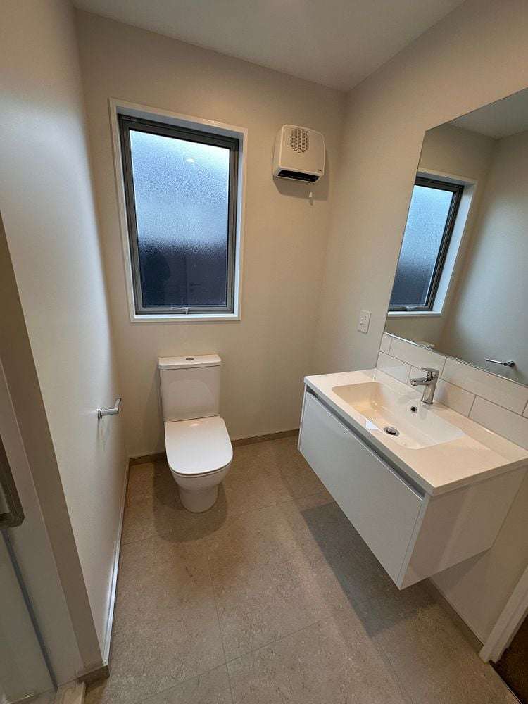 24 Don Peebles Way Belfast_16
