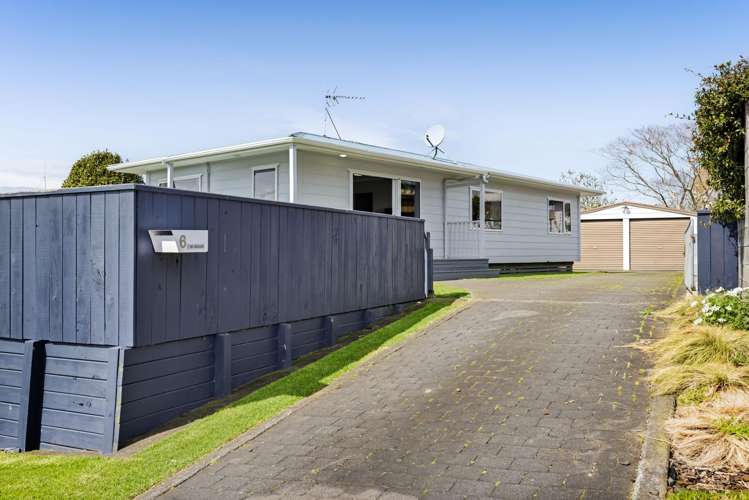 6 Camellia Avenue Bell Block_23