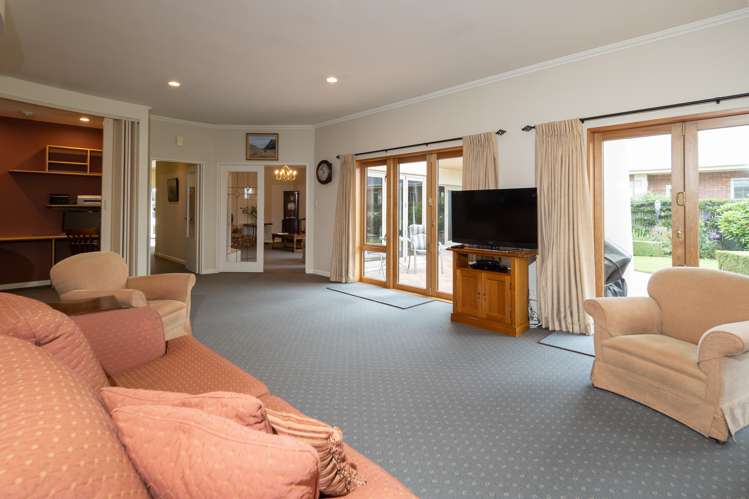 38 Catherwood Avenue Allenton_5