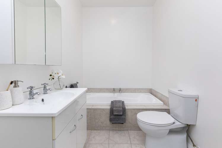 717 Christchurch Akaroa Road Tai Tapu_14