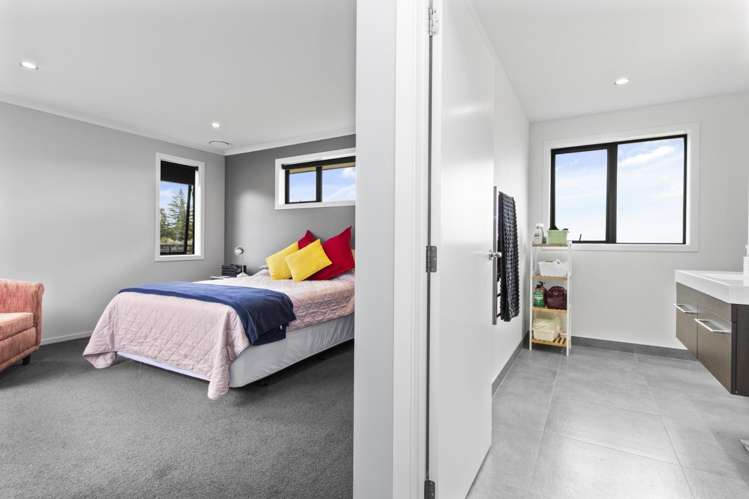 37 Mike Smith Drive Cambridge_11