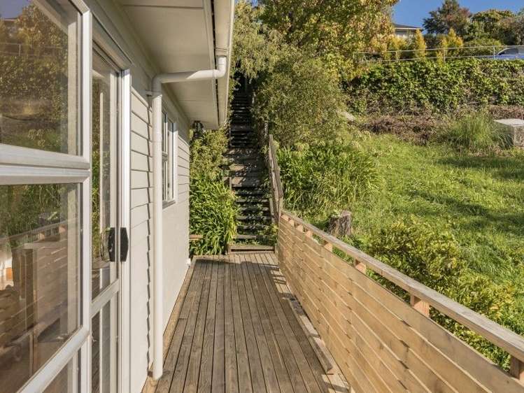 23 Jenner Road Toi Toi_2