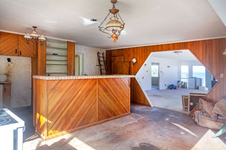 29 Seaview Avenue Te Puru_11