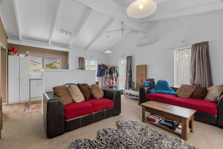 1/6 Bloomfield Place Onerahi_1