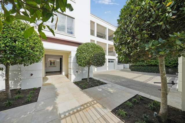 EXCLUSIVE LUXURY LIVING ON ARNEY – DGZ!