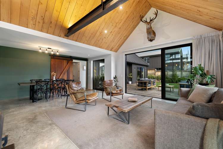 85 Jack Hanley Drive Jacks Point_11